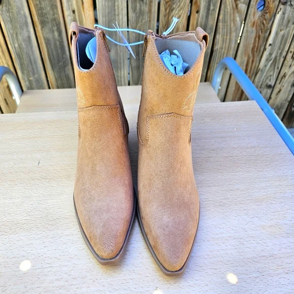 Faux Leather Western Boots Womens Size 8 - Picture 6 of 16